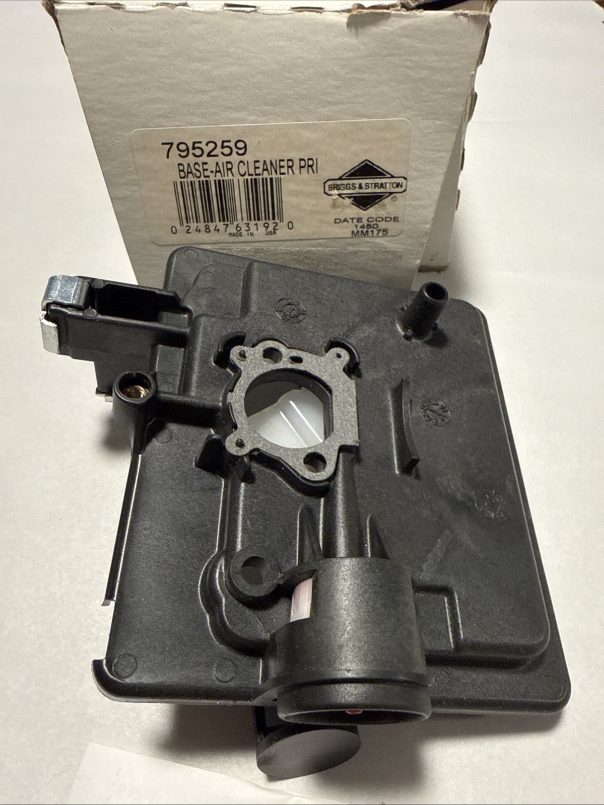 Briggs & Stratton 795259 Air Cleaner Primer Base - Replaces 792040, 691753 gallery