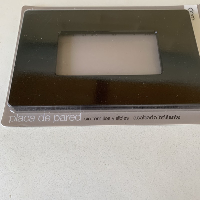 Lutron Claro Wallplate Single Gang black gloss finish no visible screws gallery
