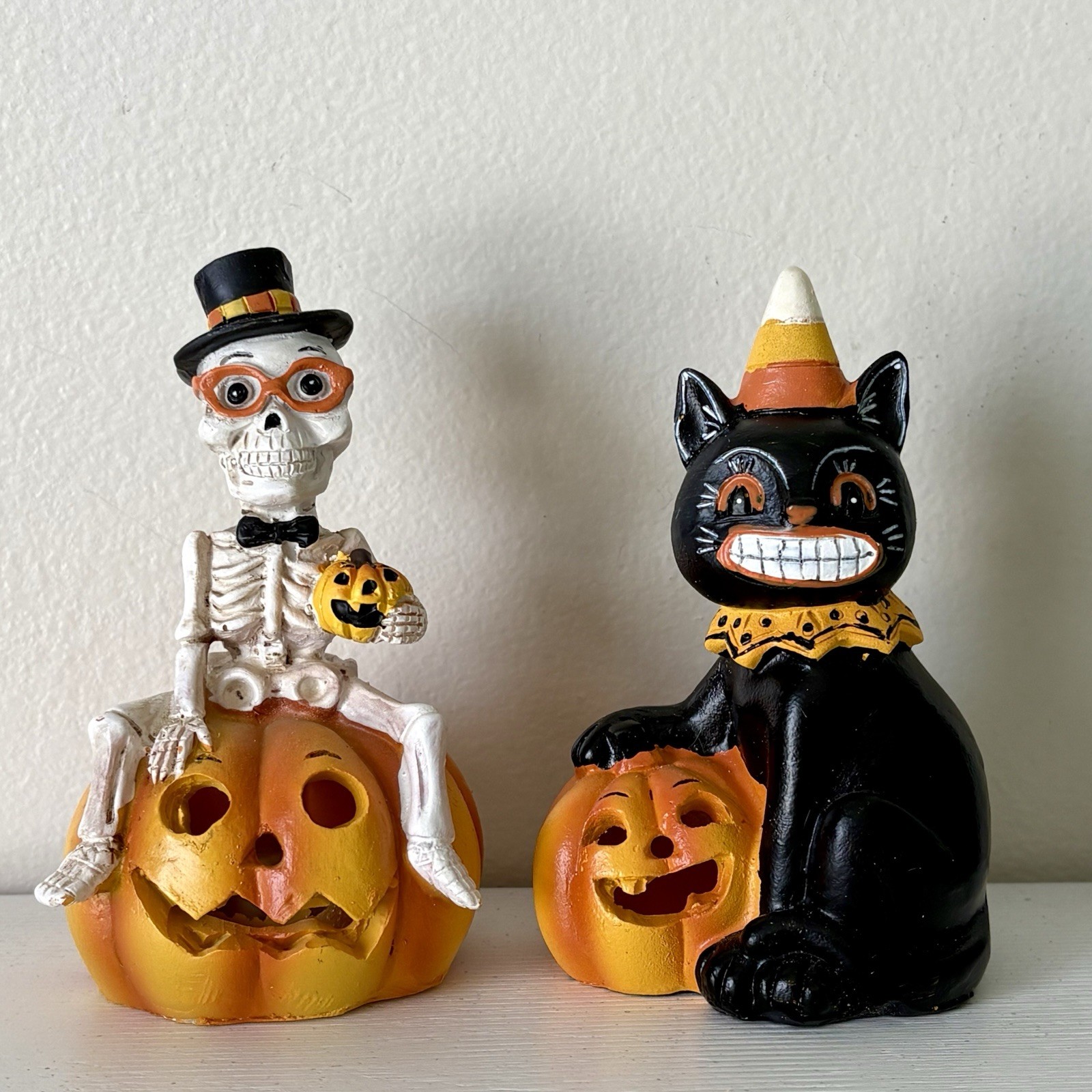 Vintage Style Retro Halloween Candy Corn Black Cat Pumpkin Resin Skeleton Figure gallery