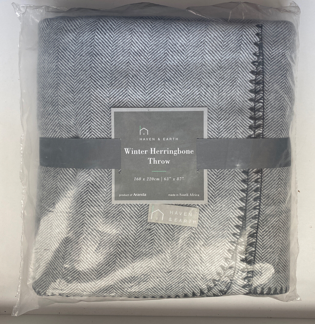 Heaven And Earth WINTER HERRINGBONE THROW BLANKET 63" x 87" Made In South Africa gallery