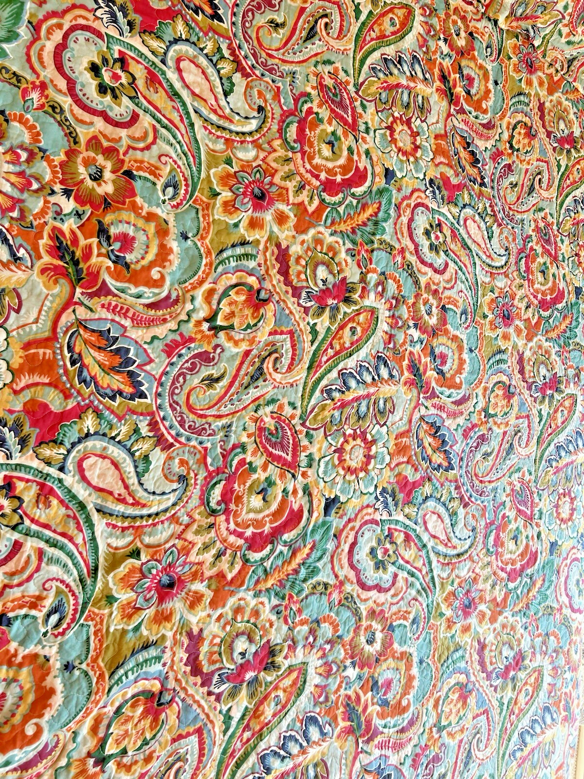 100% Cotton Queen Paisley Comforter 2 Shams orange, red, turquoise NEW no tags gallery
