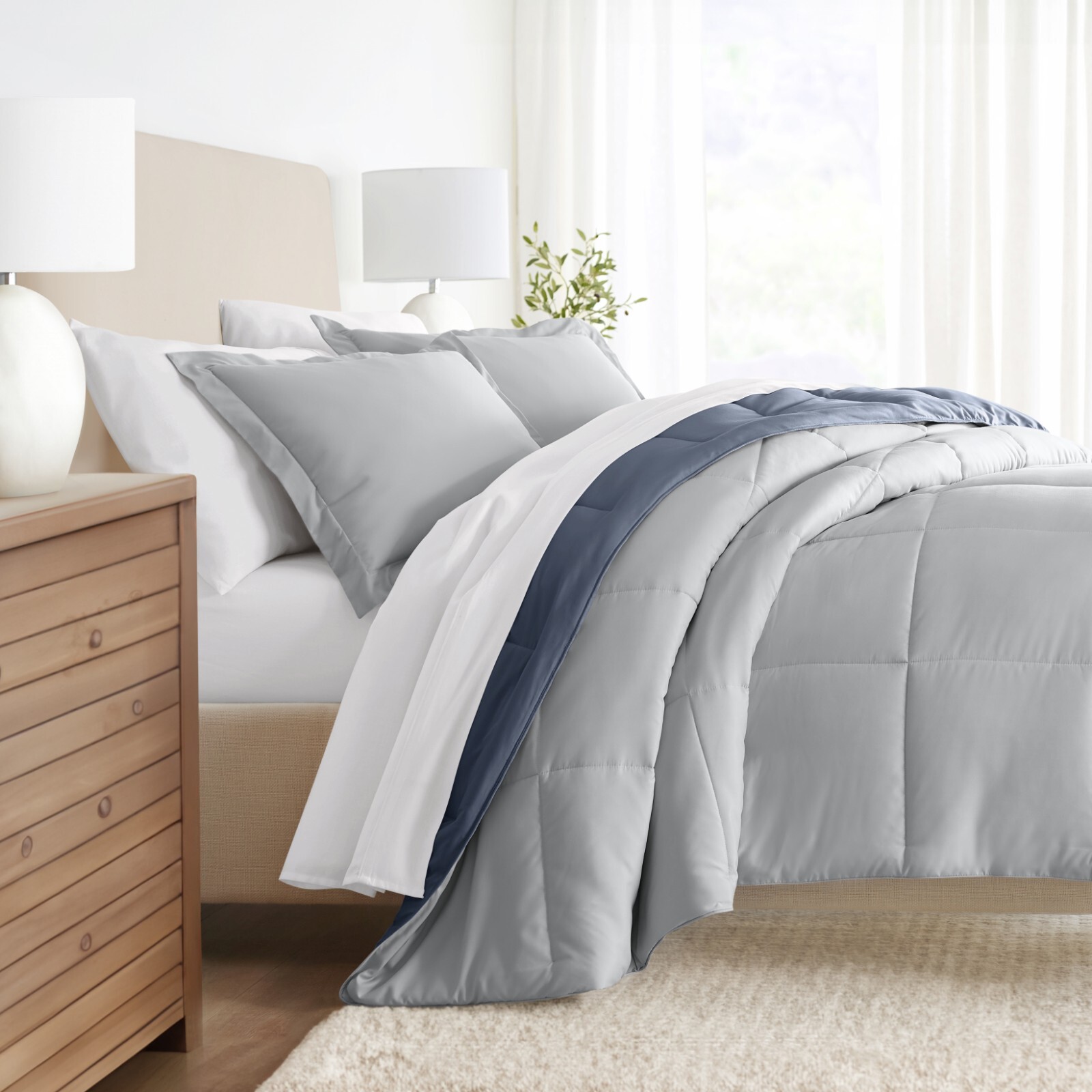 Kaycie Gray Fashion 3PC Reversible Comforter Set - All Season Easy Care Down Alt gallery