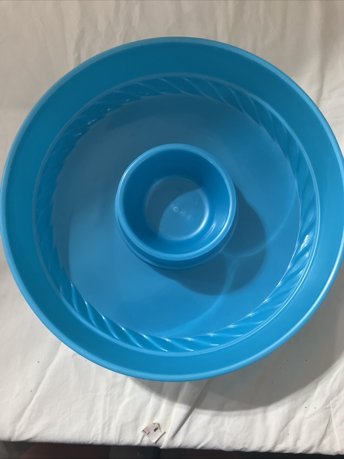 Packerware Large Veggie Fruit Bowl w/Lid 13” Diameter Blue Made In USA gallery