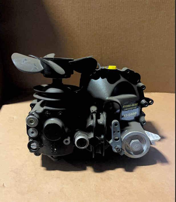 New OEM Hydro-Gear ZT-5400 Transaxle Right Hand 1015-1023R Transmission gallery