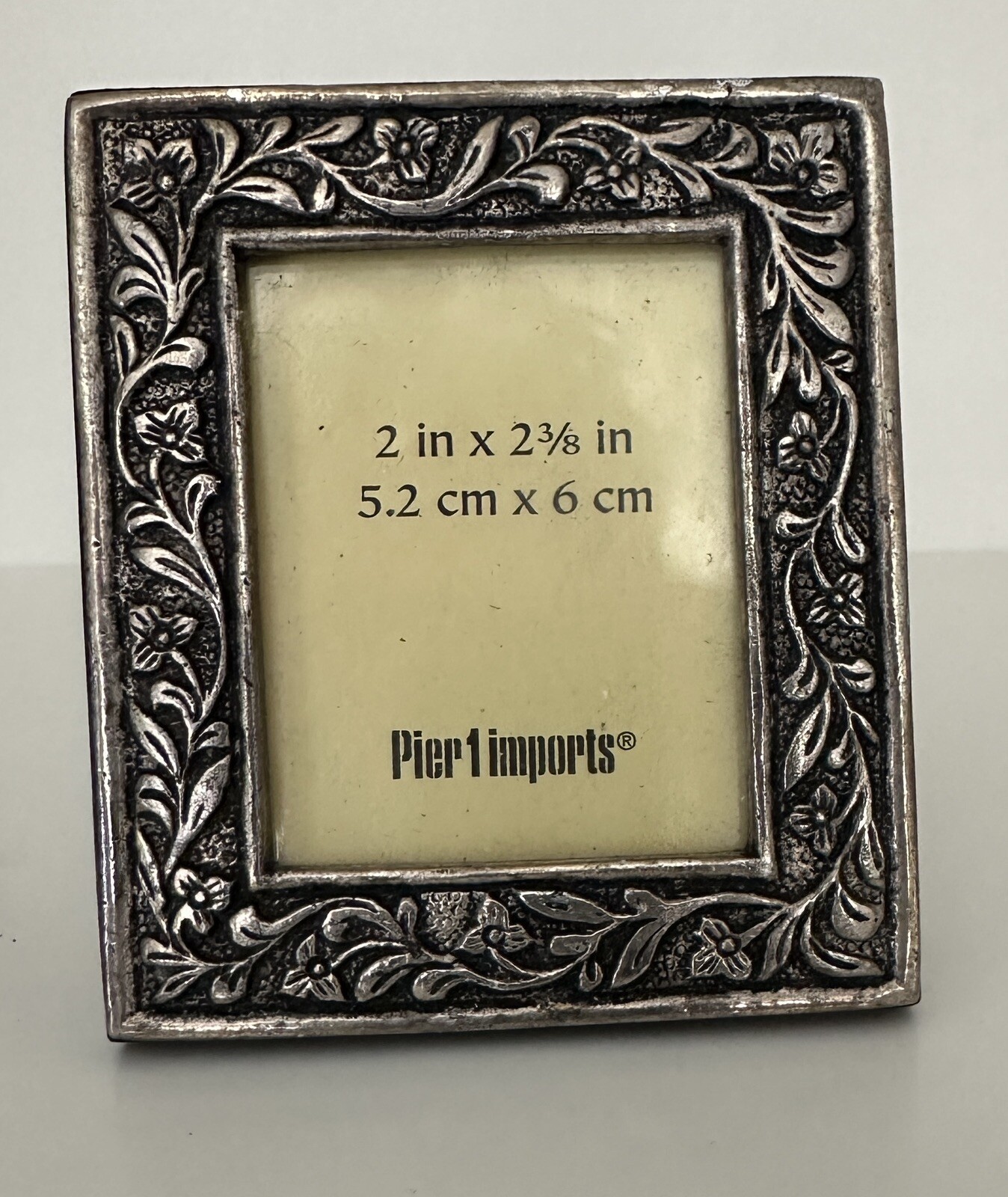 PIER 1 - 3 Mini Frames Heart Oval Rectangle Floral w Back Stand appox 2" each gallery
