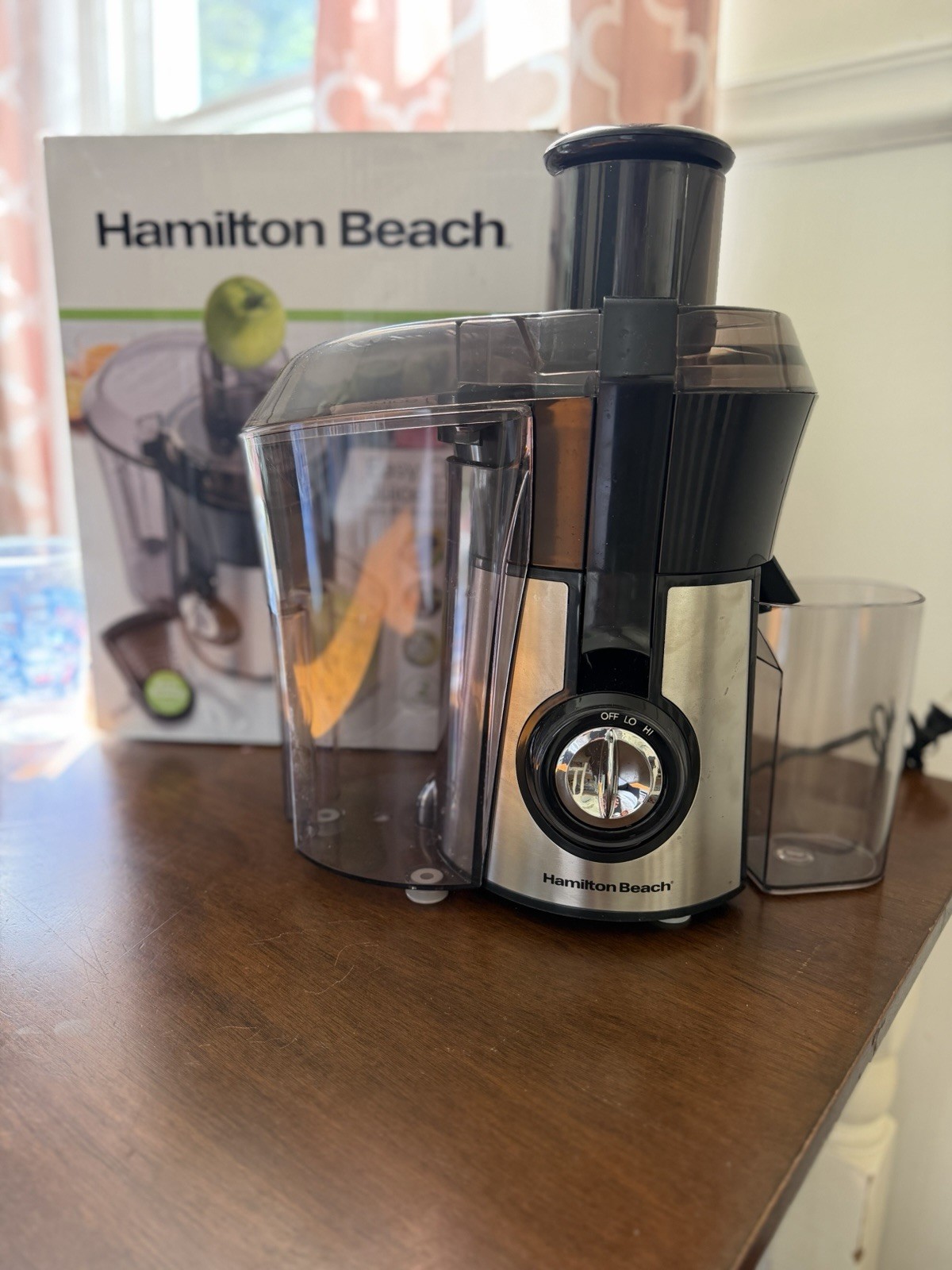 Hamilton Beach 800W Juice Extractor Easy to Clean Model 67735FG Missing Tool gallery