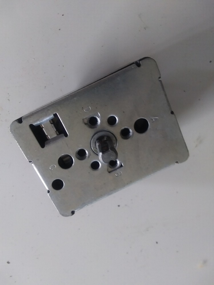 Whirlpool Range Model RF365PDXQ0 Surface Element Switch, Set of Two, WP3148952