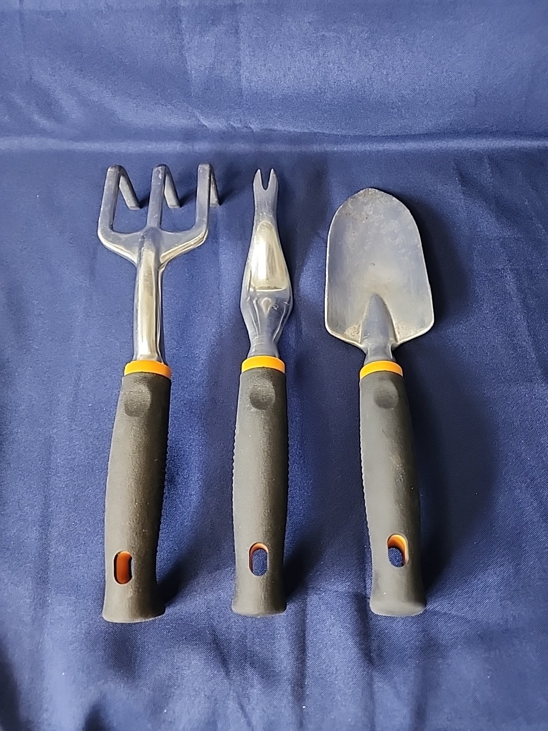 Fiskars Tool Set Polished Aluminum Head Ergonomic Soft Touch Handle gallery