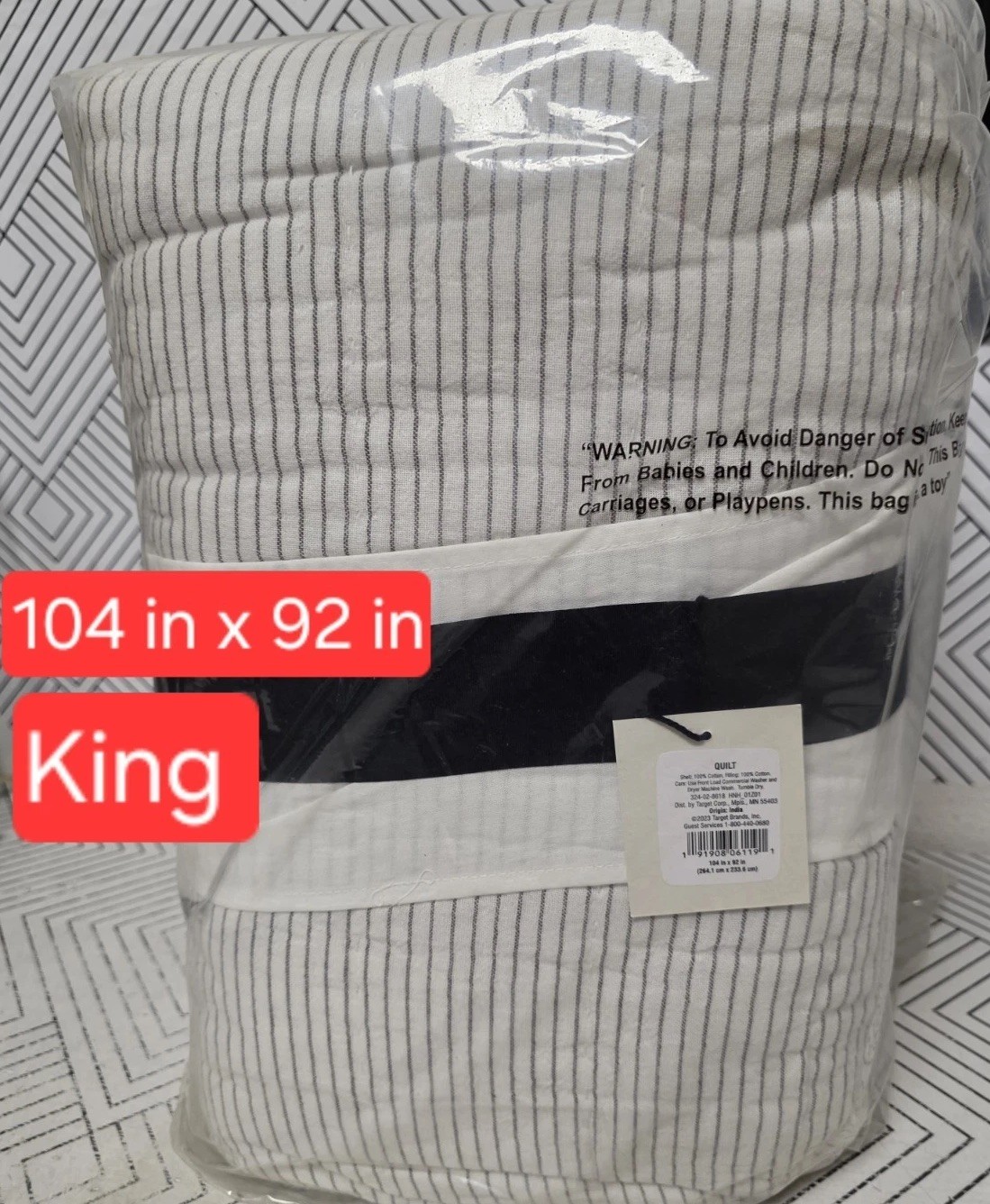 ✨️ Hearth & Hand King Microstripe Quilt Sour Cream/Railroad Gray 104” X 92” 🆕 gallery