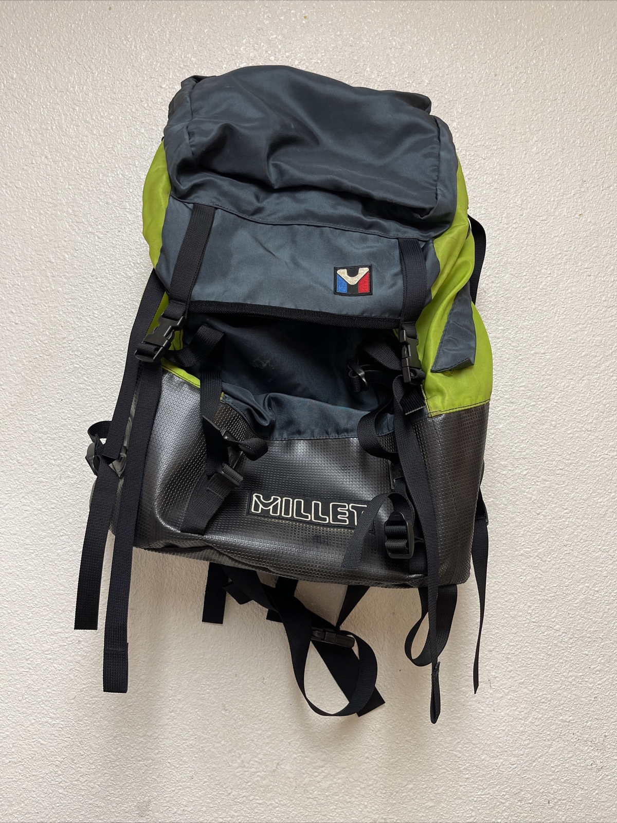 MILLET Backpack Hiking Climbing Daypack GUC