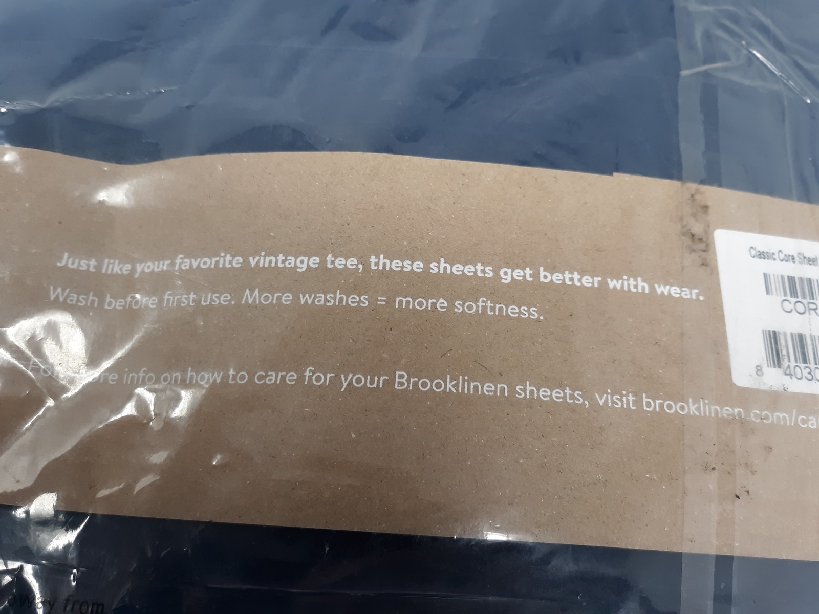 Brooklinen Classic Core Sheet Set Full Abyss Blue gallery