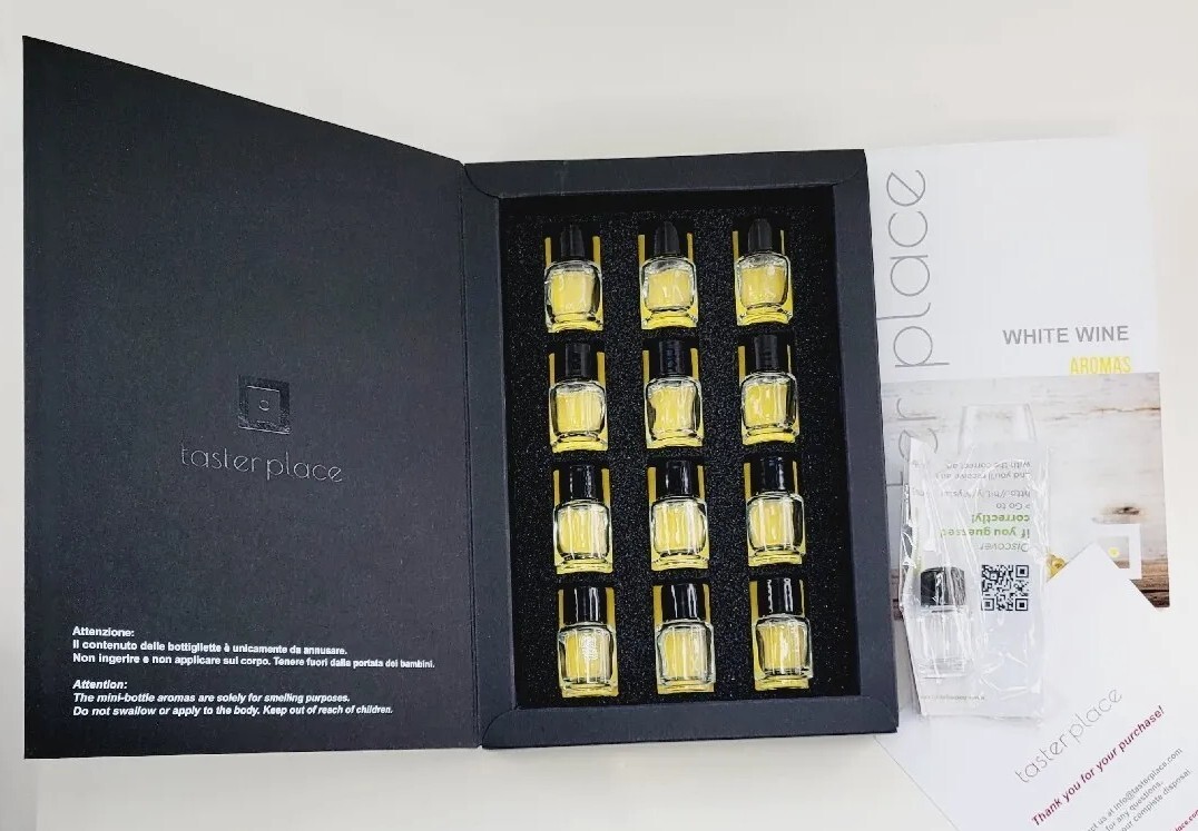 TASTERPLACE - White Wine Aromas Set gallery