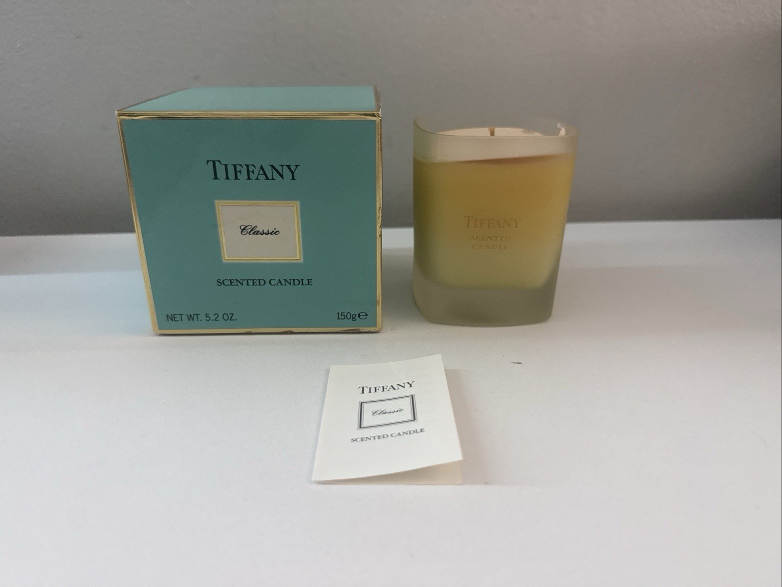Tiffany&Co. Tiffany Classic Perfume Candle Glass Jar 5.2 Oz 150g gallery