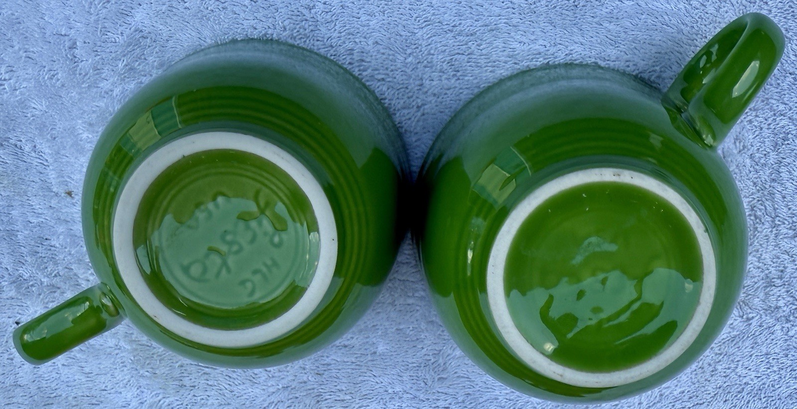 (2) Fiestaware Green Tea Cups Homer Laughlin 7-3/4 Ounces Mug EUC Fiesta gallery