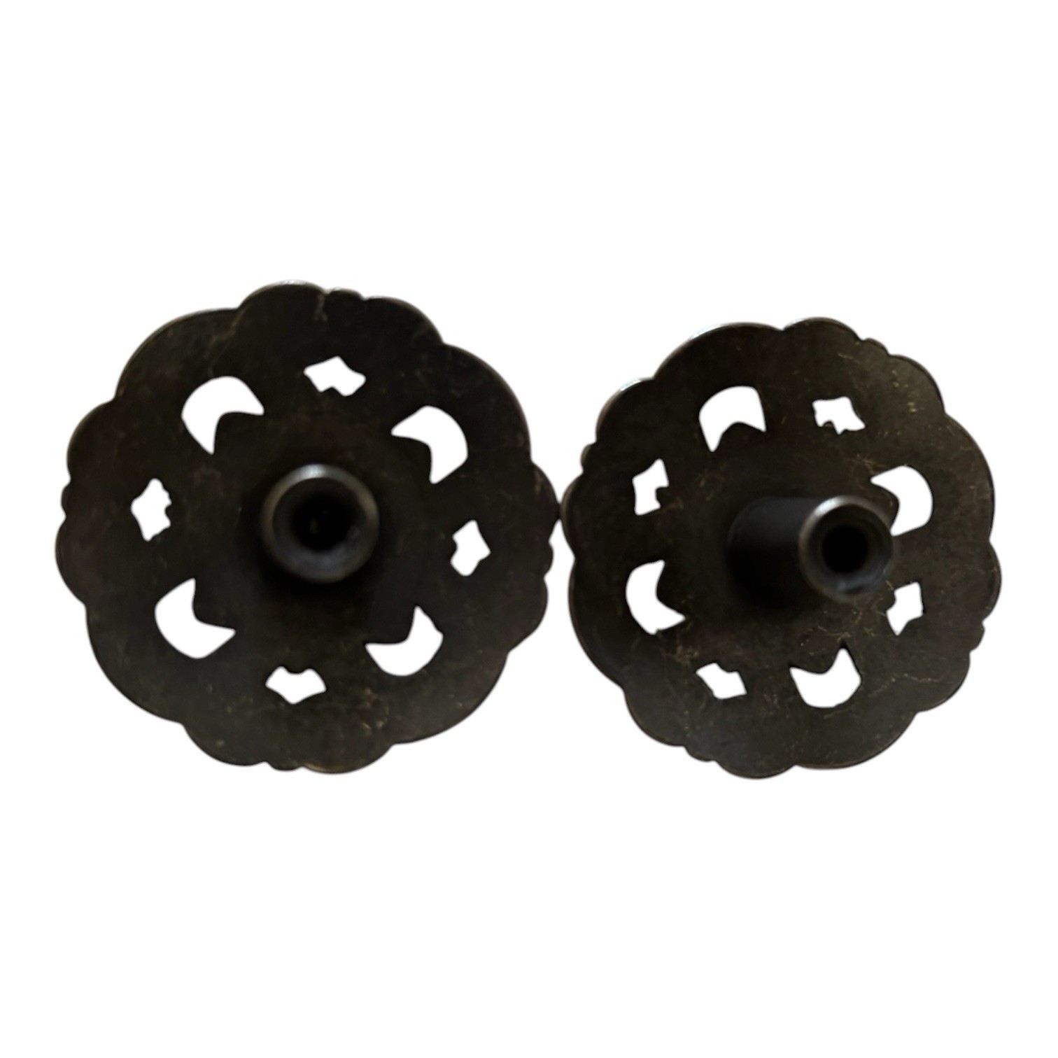 2 Weave Pattern 1-1/2 in. (37 mm) Antique Brass Round Cabinet Knobs gallery