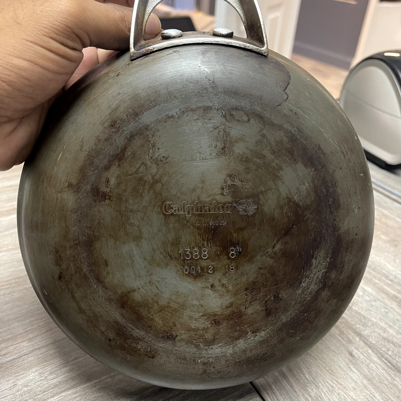 Calphalon Commercial Aluminum Anodized Cookware 10" Frying Pan Skillet 1390 R2 gallery