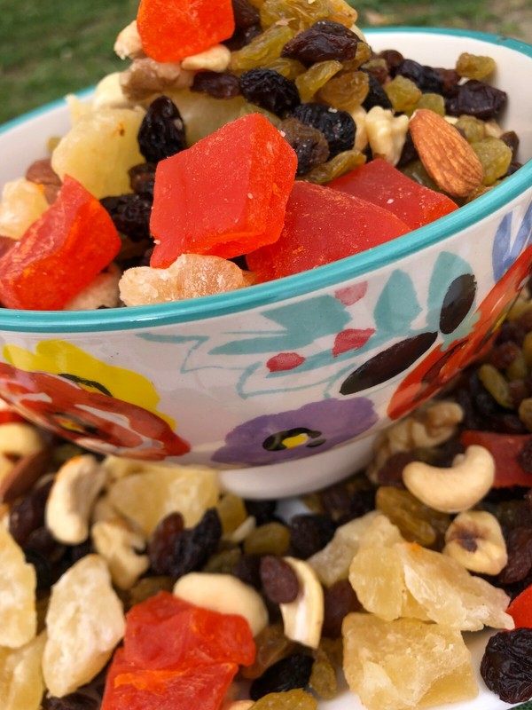 Trail Mix Pineapple, Papaya Chunk, Black, Golden Raisin Almond Cashews Walnut gallery