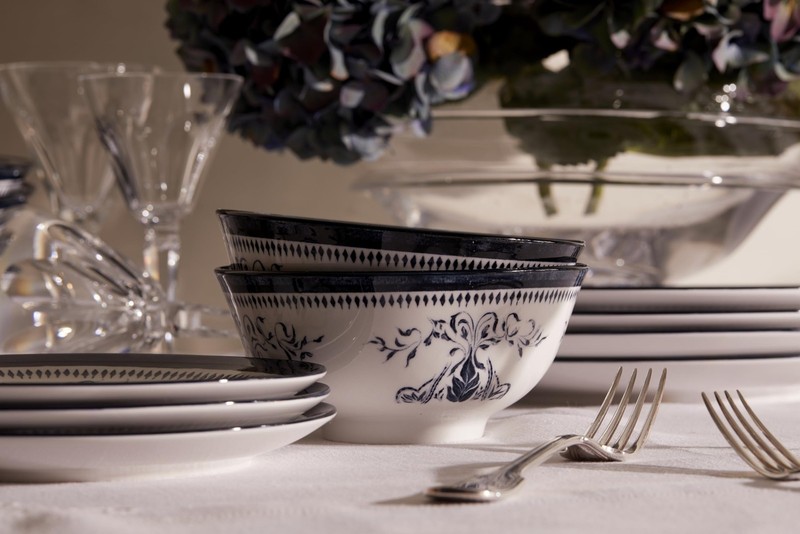 Bruges 4-Piece Dinner Plate Set Porcelain, Plates, Dishwasher and Microwave S... gallery