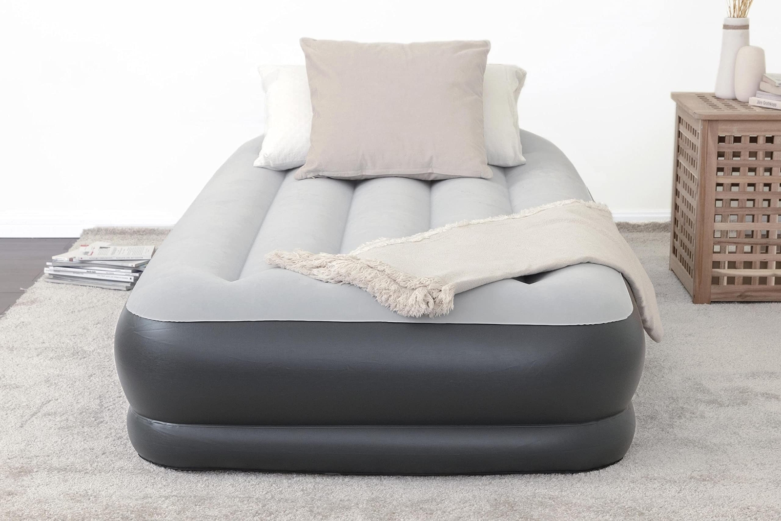 SleepLux Durable Inflatable Air Mattress with Built-in Pump, Pillow and USB C... gallery