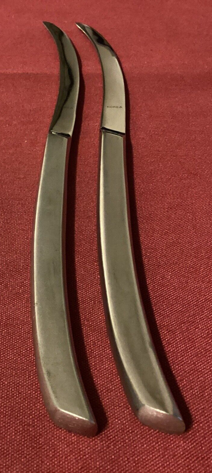 WILLOW Pottery Barn PBN38 2 Dinner Knives Used 18/10 Stainless Korea Flatware gallery