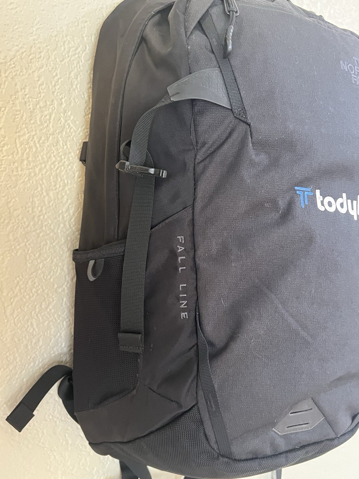The North Face Fall Line Backpack FlexVent Black Multipurpose Laptop Bag W/Logo  4
