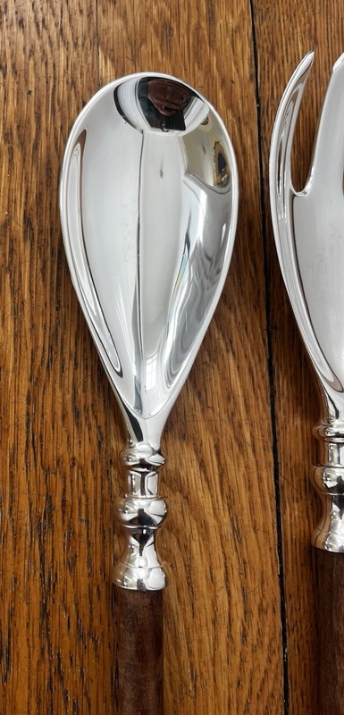 Two’s Company Silver Plated Serving Salad Spoon and Fork Set Rosewood Handles gallery