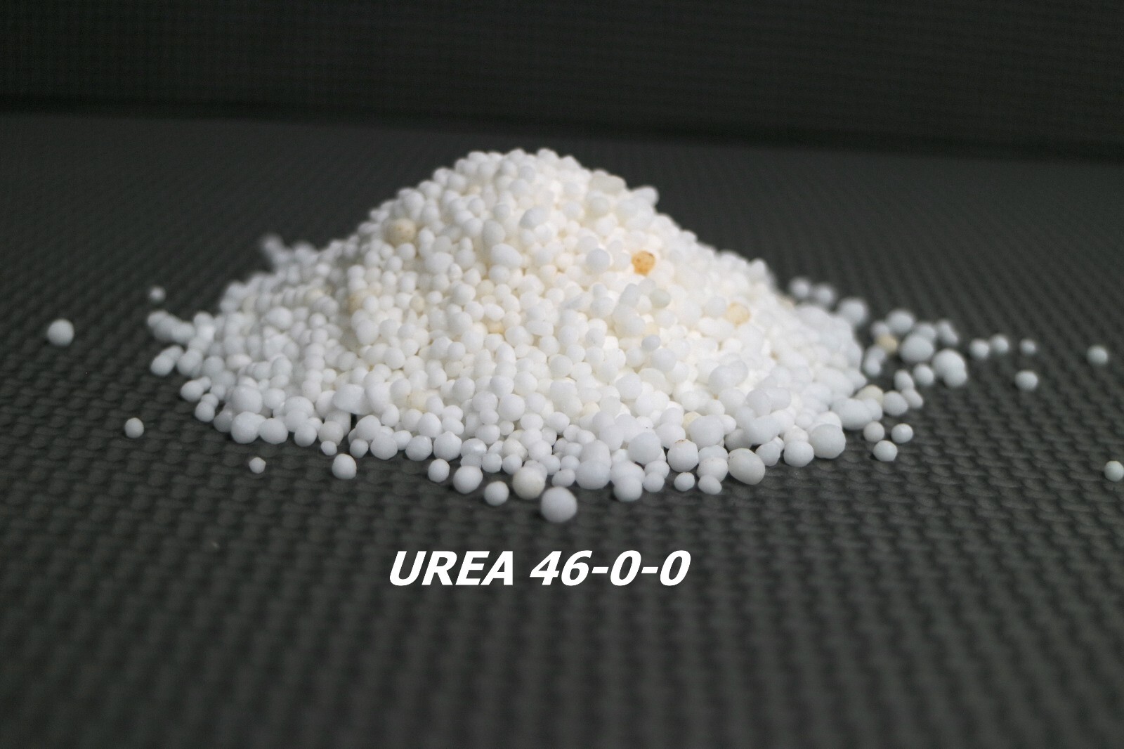 Nitrogen 46-0-0 Urea. Fertilizer great for lawns and Garden Vegetables, Roses gallery