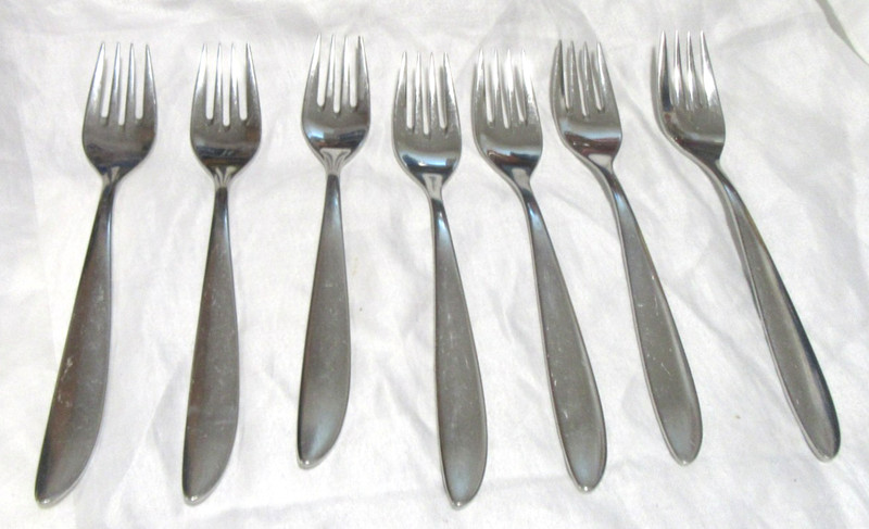 WMF Cromargan Wave Glossy 7-Salad Fork 7 in stainless flatware gallery