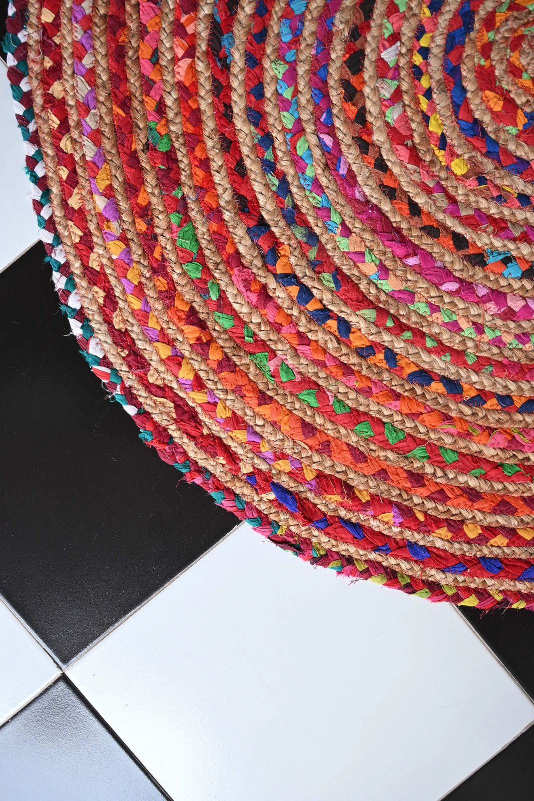 Rugmoda Jute Multicolor Braided 3x3 ft Round Living Room Area Rug gallery