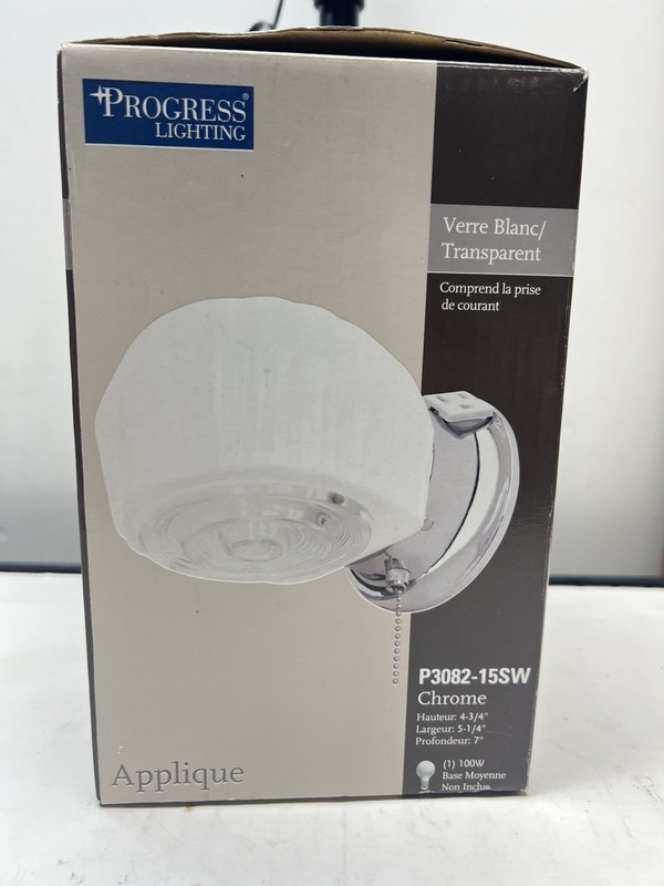 Progress Lighting White/Clear/chrome Glass Wall Fixture Pull Chain P3082-15SW gallery
