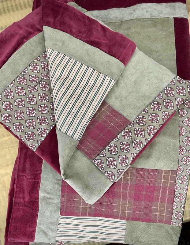 Patchwork Pillow Shams Silk Blend Pair 2 Quilted Floral Standard Boho Rare gallery