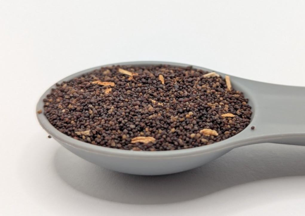 1650+ Untreated Organic Turkish Papaver Poppy Seeds for Planting (1/2 gram) gallery