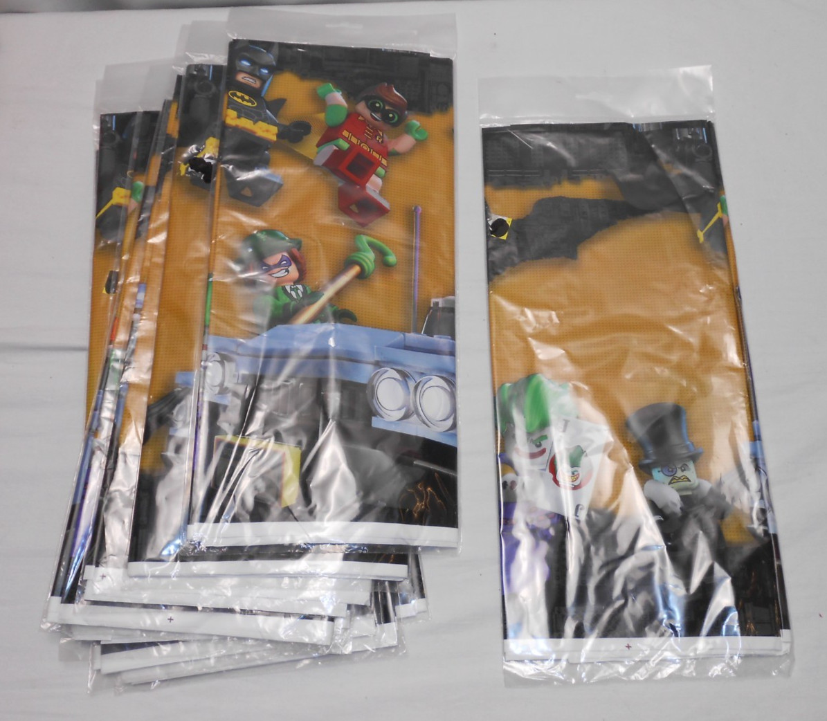 NEW IN PACKAGE BATMAN LEGO PARTY SUPPLIES TABLECOVER 54" X 96" gallery