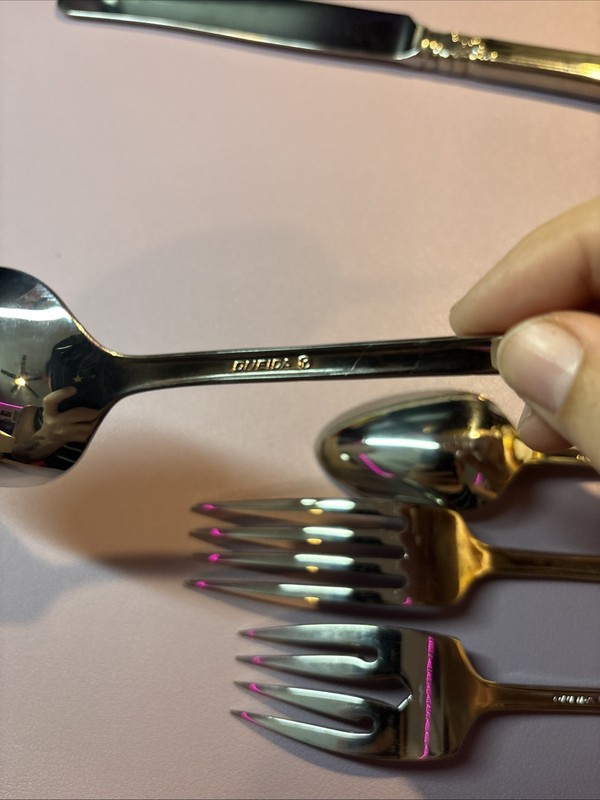 Oneida Damask Rose 5 Pc Place Setting Stainless Flatware, Free Shipping gallery