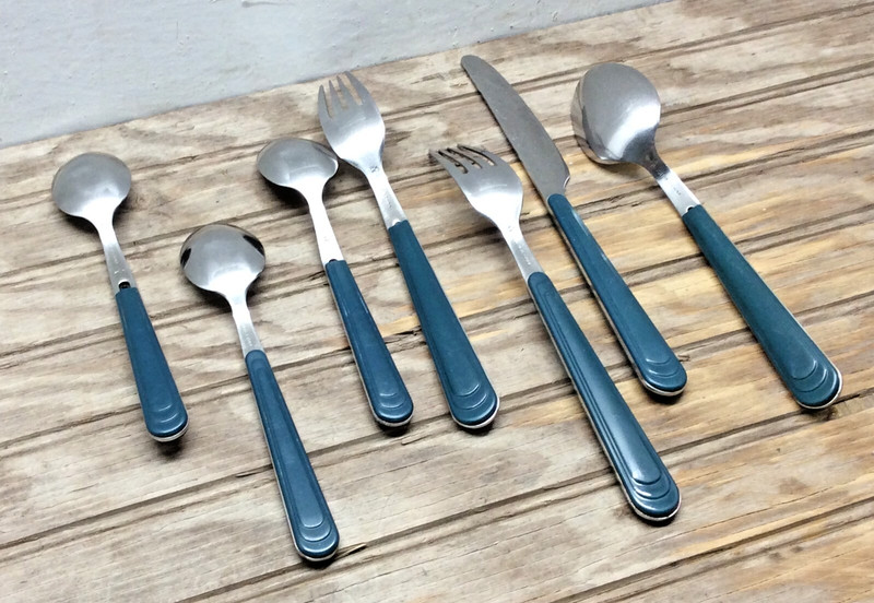 Gibson Flatware Replacement Pieces Emerald Green Vintage CHOICE PER PIECE gallery