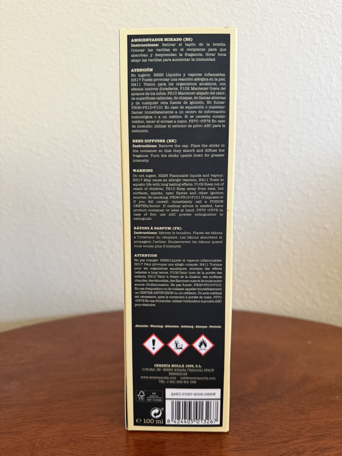 Cereria Molla 1899 Grapefruit & Bay Reed Diffuser 3.4 Fl Oz gallery