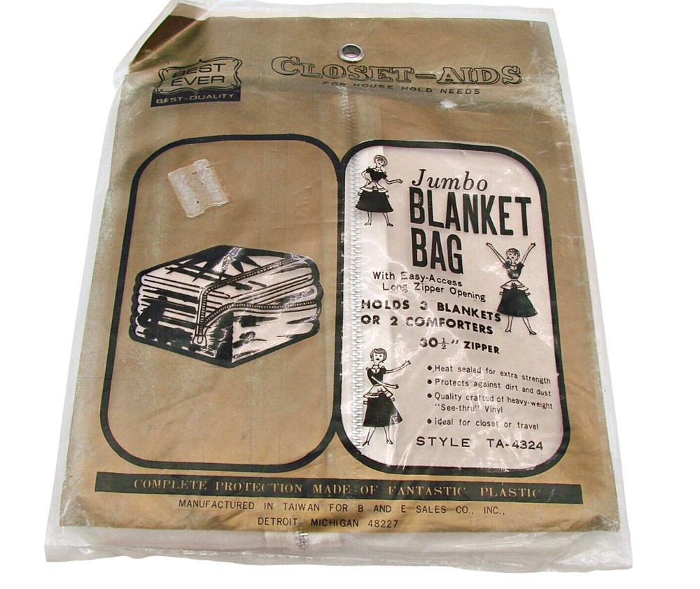 Closet Aids Jumbo Blanket Bag Storage Easy Access Long Zipper Opening 3 Blankets