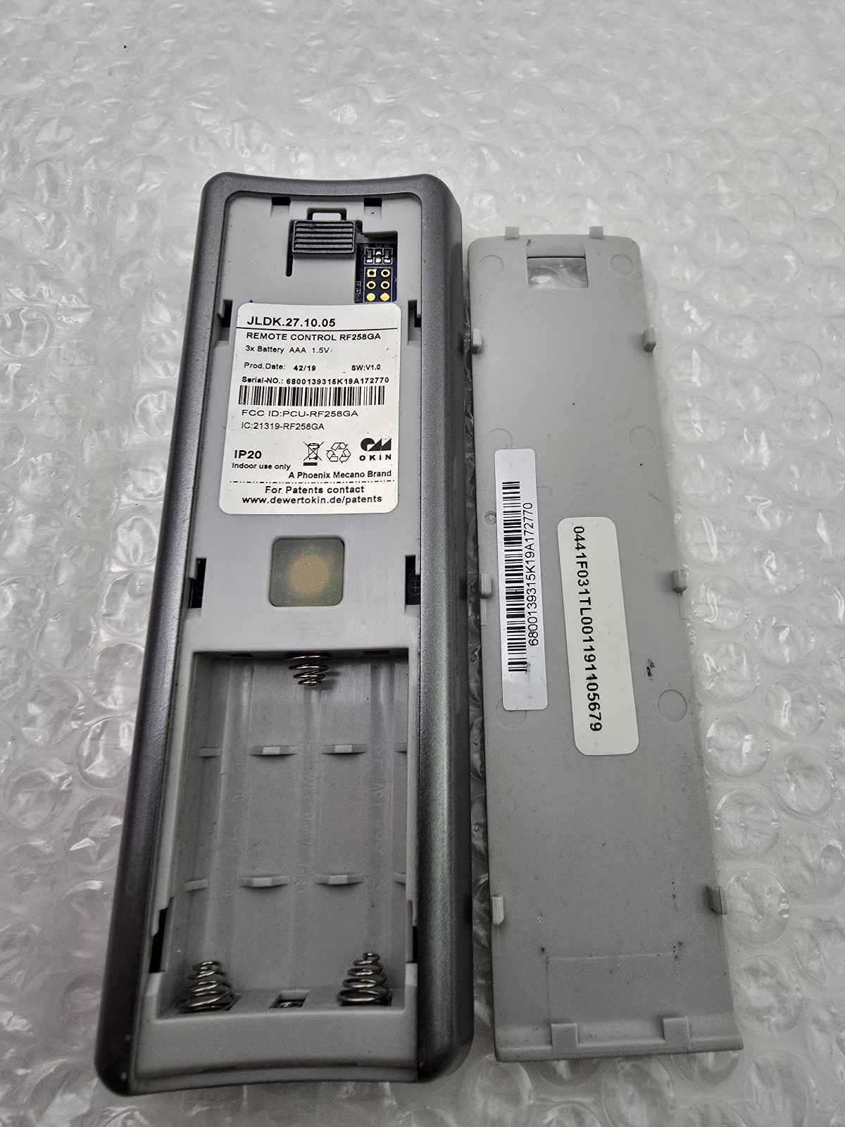 Serta Motion Essentials 3 III Adjustable Base Remote RF258G OEM Wireless Replace gallery