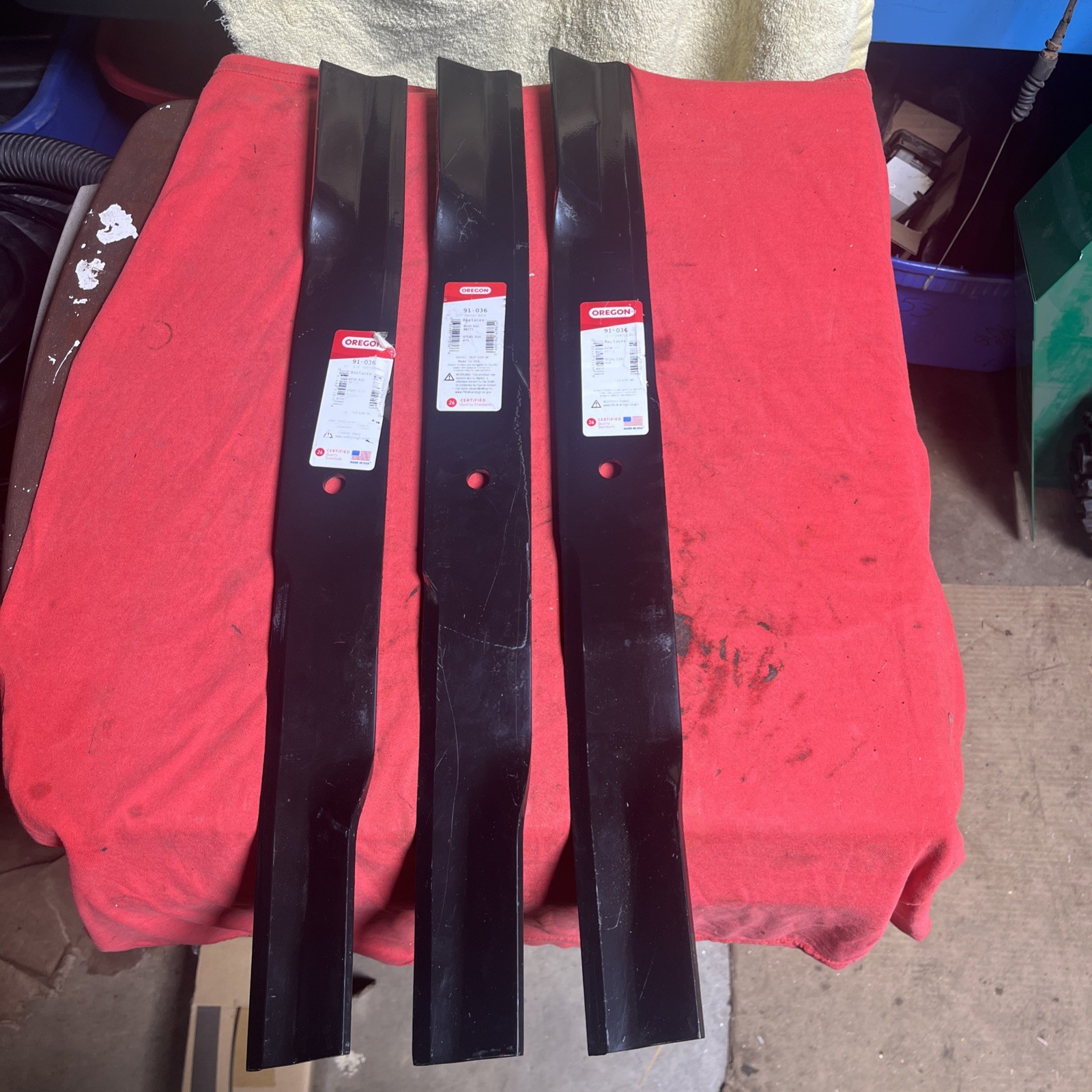 Oregon High Lift Mulching Blades for Bush Hog 72" Cut ATH720, FTH720, 91-036(3) gallery