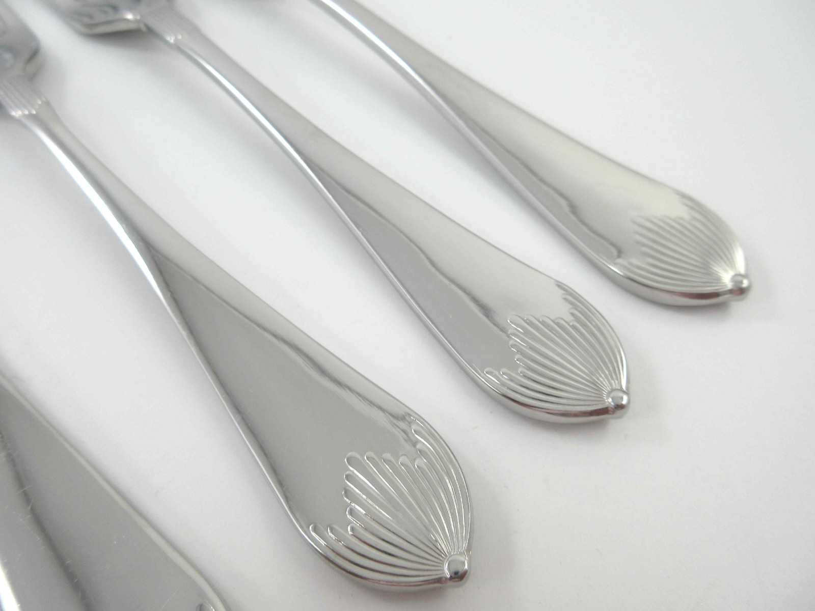 Laslo for Mikasa REGENCY 4 Dinner Forks Glossy 18/8 Stainless Steel Flatware gallery