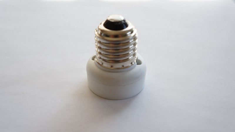 4pcs E26 MediumEdison Screw to GU24 Bin-Pin Base Socket Adapter Converter gallery
