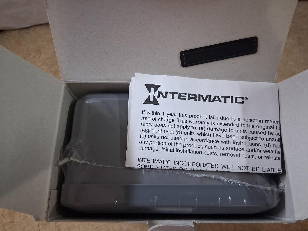 Intermatic T101 24-Hour Mechanical Time Switch 120 VAC 60Hz, & Connectors NEW gallery