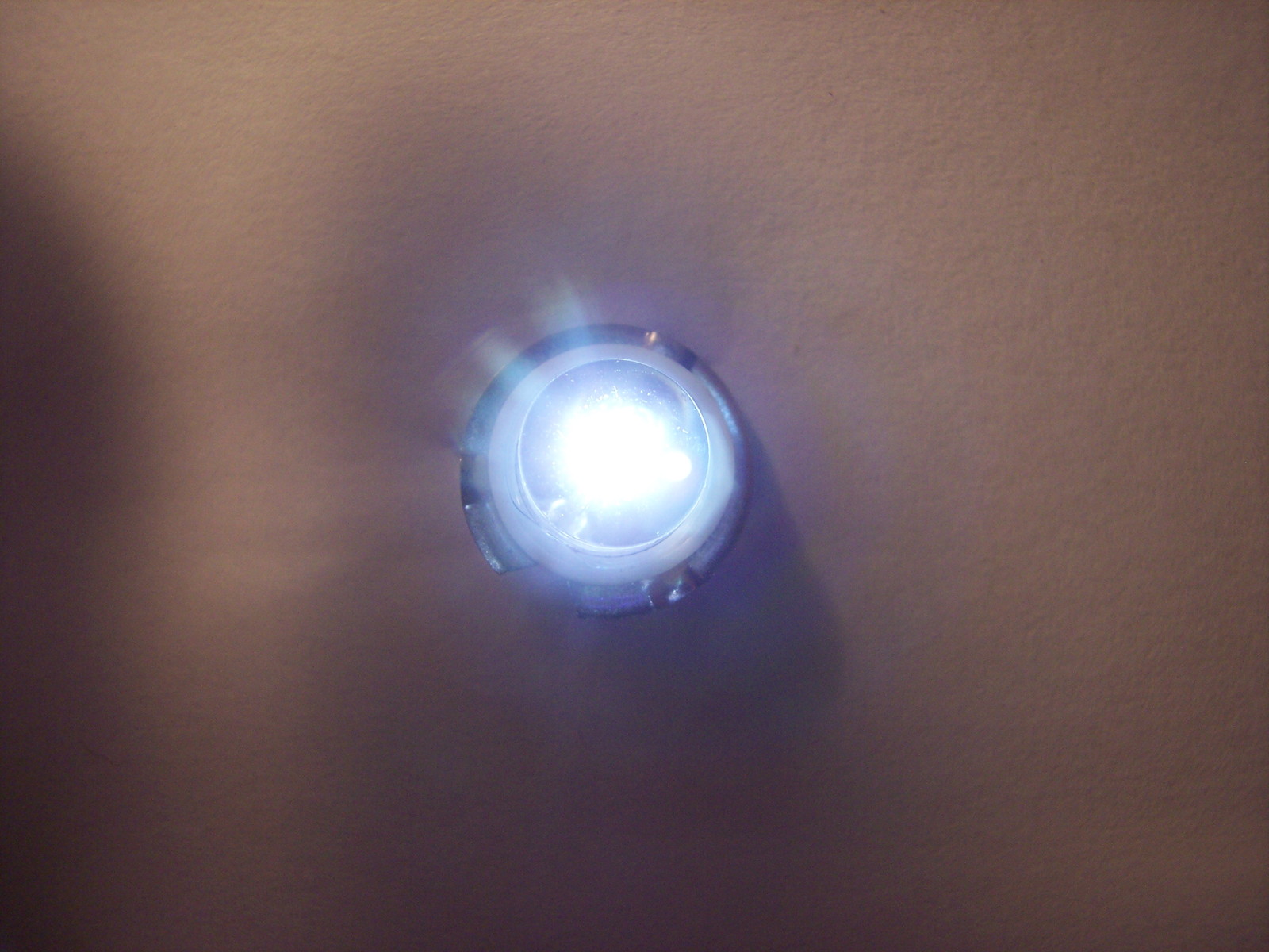 3W - Cree LED Upgrade Bulb boost dc/dc for MAGLITE® 2-Cell Maglight, 1-9V gallery