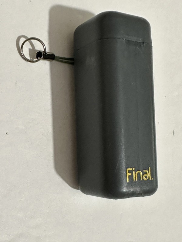 FinalStraw Collapsible Reusable Metal Straw Shark-Butt Gray Original Version gallery