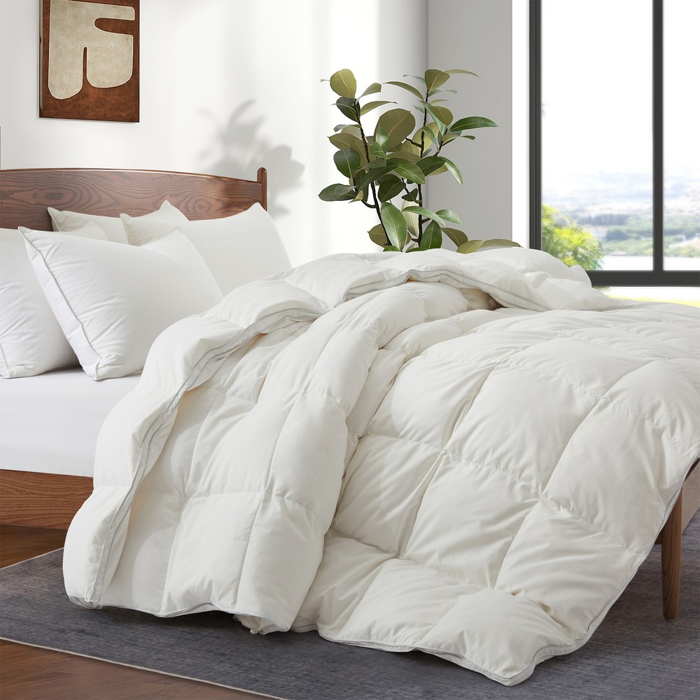 White Duvet Oversized Down Feather Bed Blanket Noise Free, King Queen Comforter