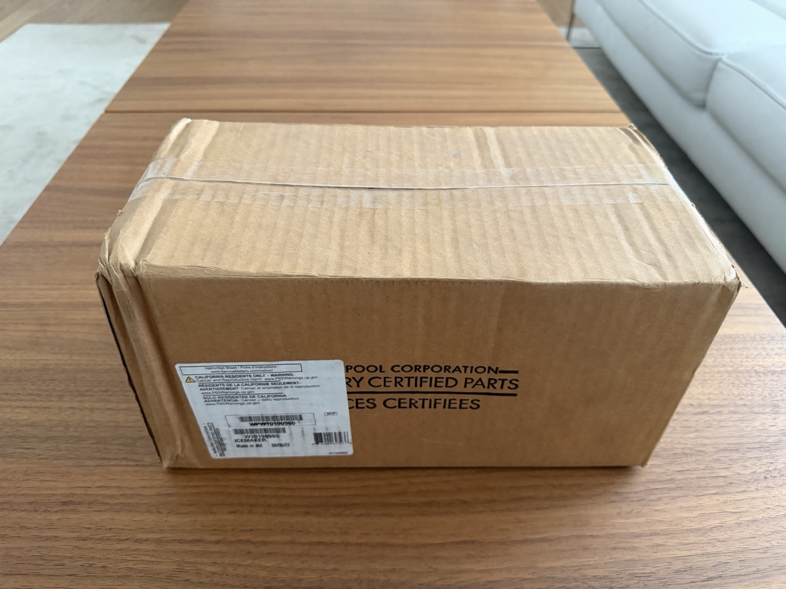 Whirlpool W10190965 Refrigerator Ice Maker gallery