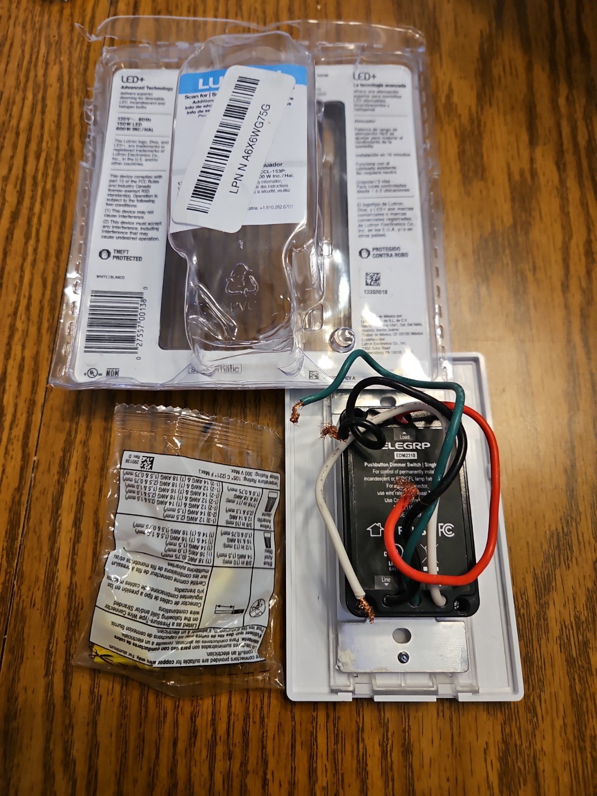 Lutron Diva LED+ Single-Pole/3-way Switch W/Dimmer DVWCL-153PH - White Open Box gallery