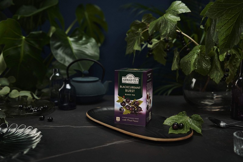 Ahmad Blackcurrant Burst Black Tea 20 foil tea bags gallery