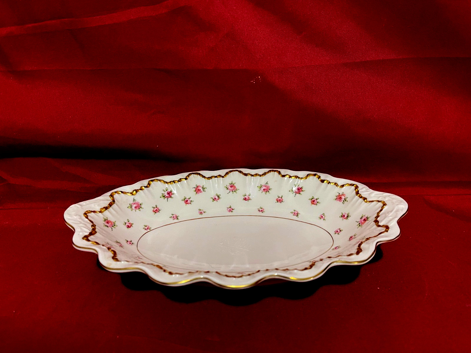 Theodore Haviland Wilton Oval Serving Relish Bowl 9 3/4" x 6 1/4" gallery