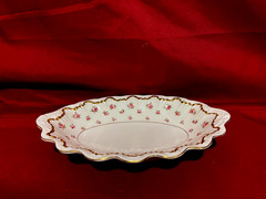 Theodore Haviland Wilton Oval Serving Relish Bowl 9 3/4″ x 6 1/4″